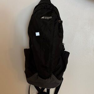 Mountain Equipment Co-Op 14L Ridgemont Backpack Daypack In Black and Gray